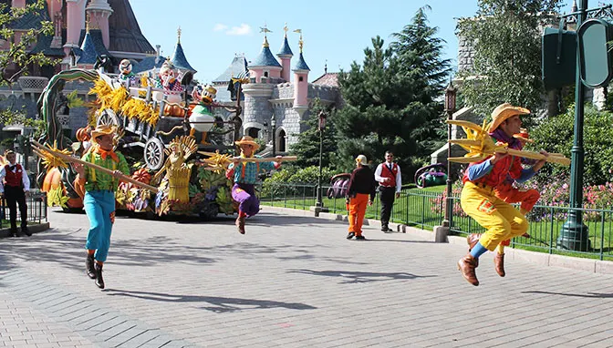 halloween-time-at-disneyland-paris-6