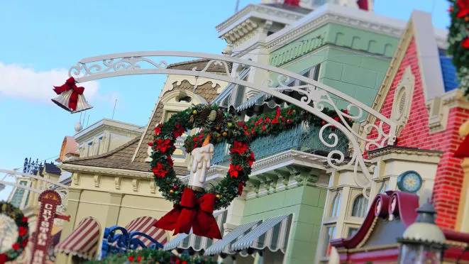 Mickey's Very Merry Christmas Party 2016