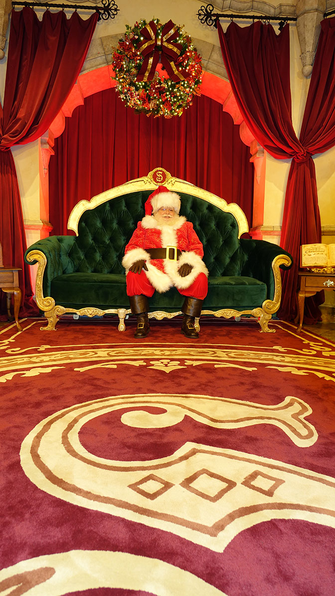 How to meet Santa Claus at Disney's Hollywood Studios