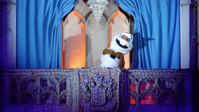 magic-kingdom-christmas-2016-3