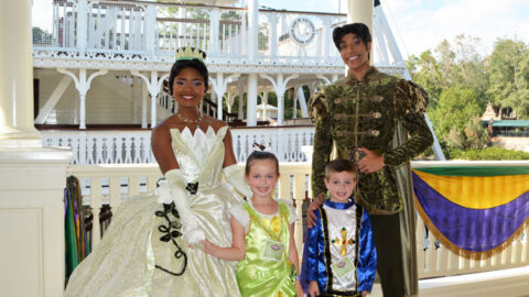 REVIEW:  Tiana’s Riverboat Party Ice Cream Social and Parade Viewing