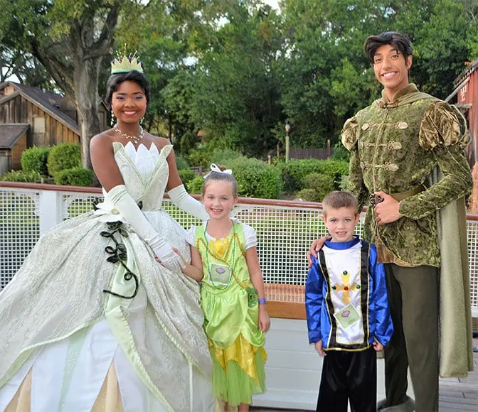 Tiana's Riverboat Party Ice Cream Social and Parade Viewing