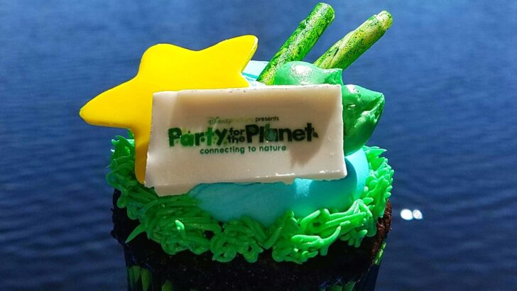 Earth Day Cupcake for Animal Kingdom’s Party for the Planet