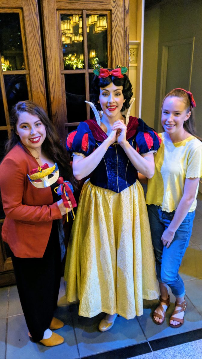 Snow White at Artist Point Storybook Dining at Disney's Wilderness Lodge
