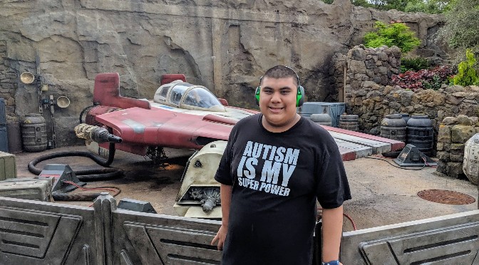 AUsome Disney: Visiting Star Wars Galaxy's Edge