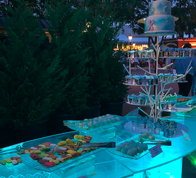 Review Epcot Frozen Ever After Dessert Party