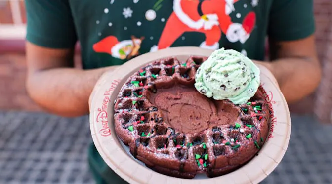 Holiday Treats have arrived at the Magic Kingdom!