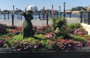 How to Visit all 25 Topiaries at Flower and Garden Festival in One Day