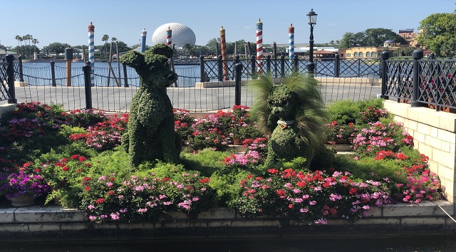 How to Visit all 25 Topiaries at Flower and Garden Festival in One Day