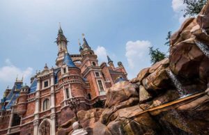 Shanghai Disneyland Reopening Will Include Limited Attendance and Annual Passholder Reservations