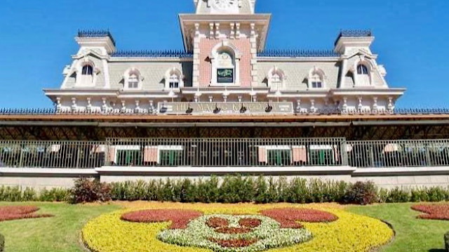 Video: Magic Kingdom Flag Ceremony Continues Despite Park Closure