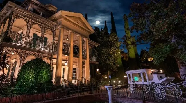 Join a Disney Legend and an Imagineer For A Free Virtual Haunted Mansion Event