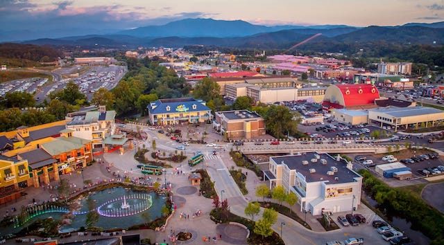 Pigeon Forge to be the First Tourist Destination to Reopen Following COVID-19