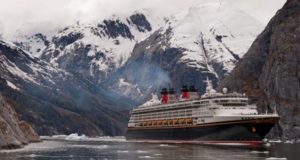 Cruise Ships Banned From Canadian Waters until Fall