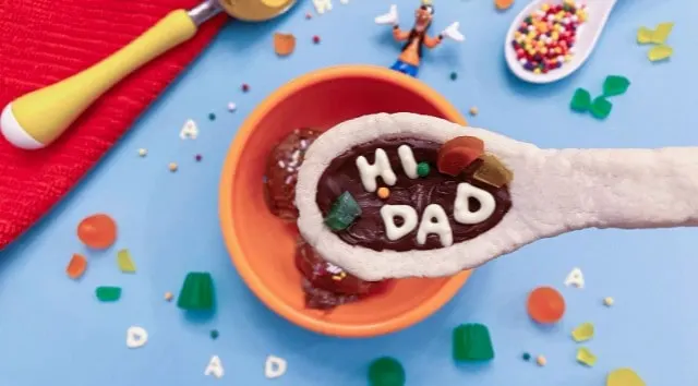 Recipe: Goofy Cookies to Celebrate Father's Day!