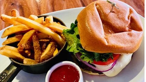 Bargain Dining: Disney World’s Best Burger For Less Than Ten Dollars!