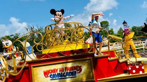 NEW: Disney World Extends Hours in all Theme Parks for Select Days!