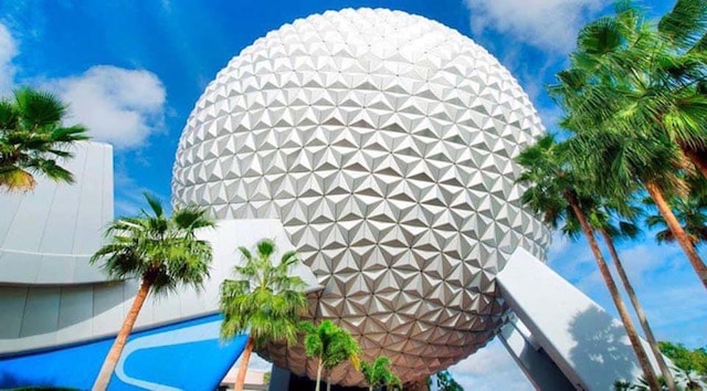 Video- Behind the Scenes Look at Prism Pylon Installation at Epcot