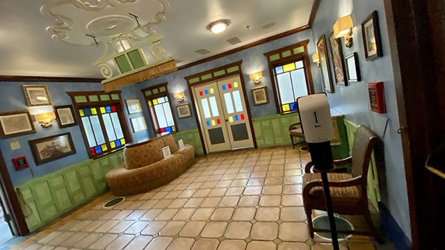 Review of Skipper Canteen at Magic Kingdom - KennythePirate.com
