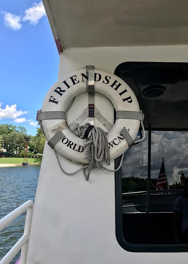 Disney friendship boats