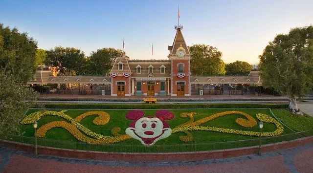 NEWS: Disneyland reopening takes a step forward