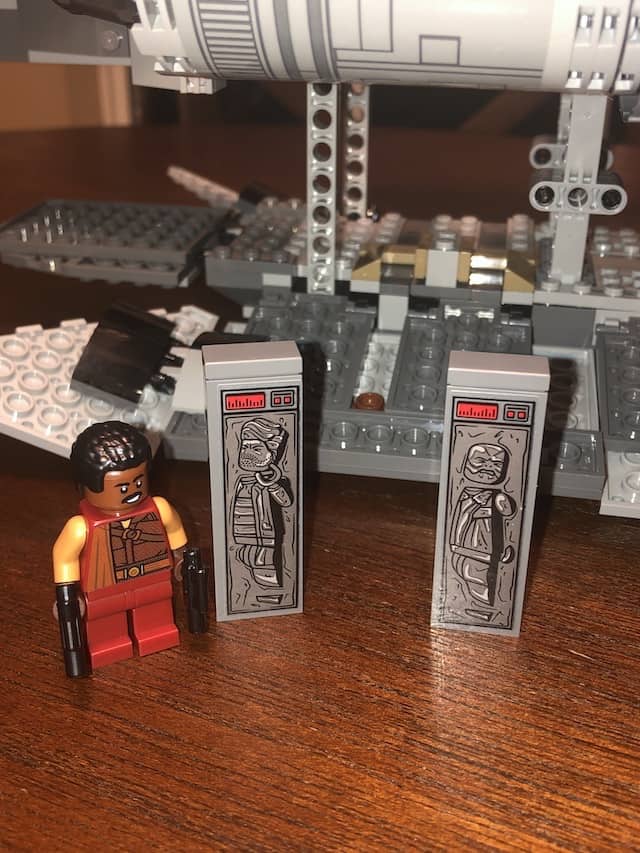 Review of The Super Cool Razor Crest Lego Set - KennythePirate.com