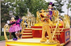 Check out all the Photos and Videos of the Halloween Cavalcades at Magic Kingdom!