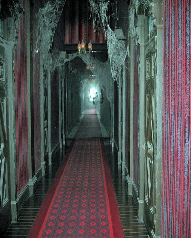 haunted mansion lights on endless hallway