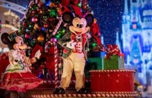 Check out this Major Disney Theme Park Hours Update for the Week of Christmas and New Year!