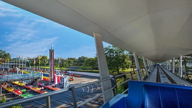 Tomorrowland Transit Authority PeopleMover Refurbishment Extended Again!