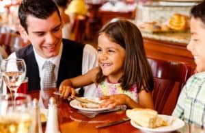 Disney Releases New Statement on Dining Reservation Glitch