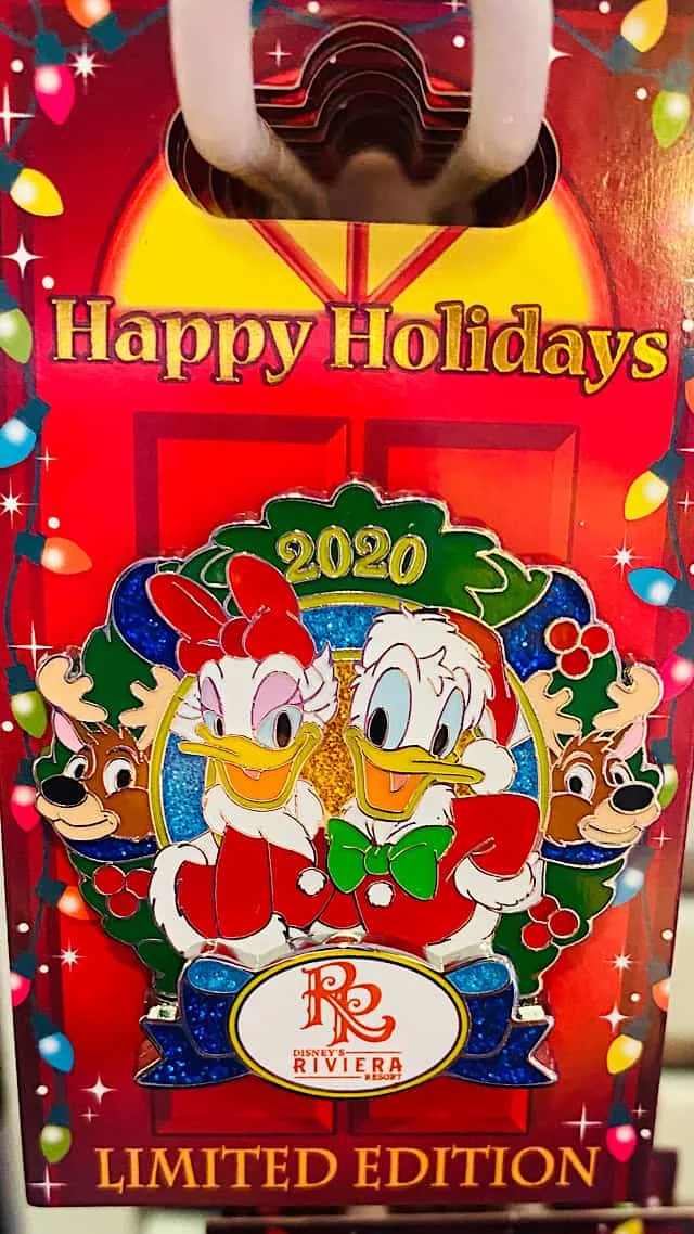 2020 Disney resort holiday pin