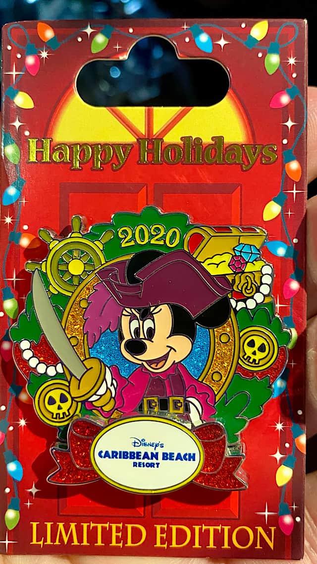 2020 Disney resort holiday pin