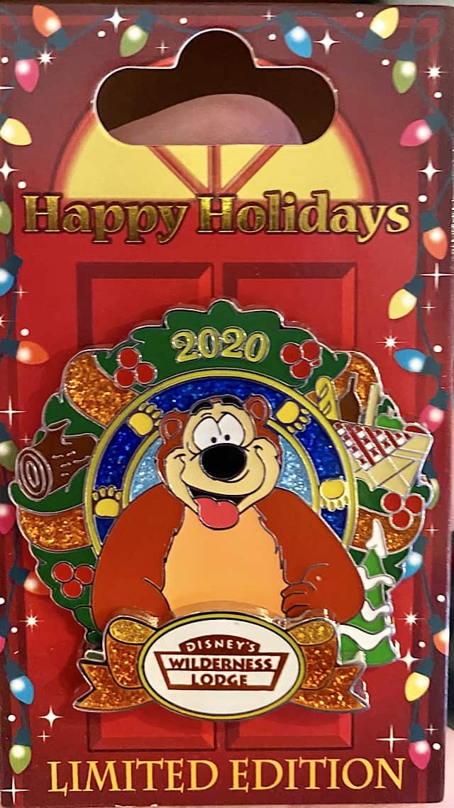 2020 Disney resort holiday pin