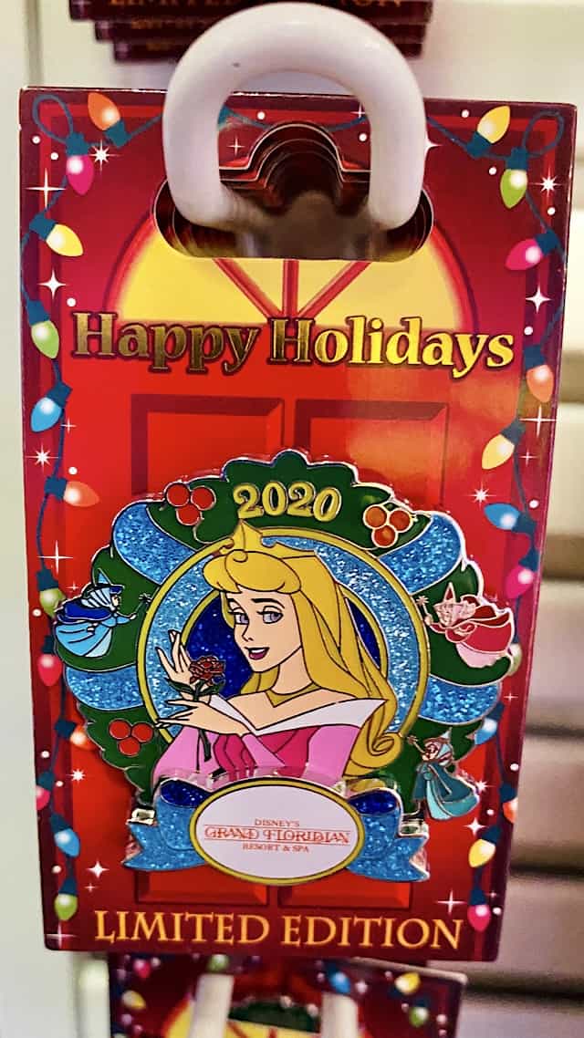 2020 Disney resort holiday pin