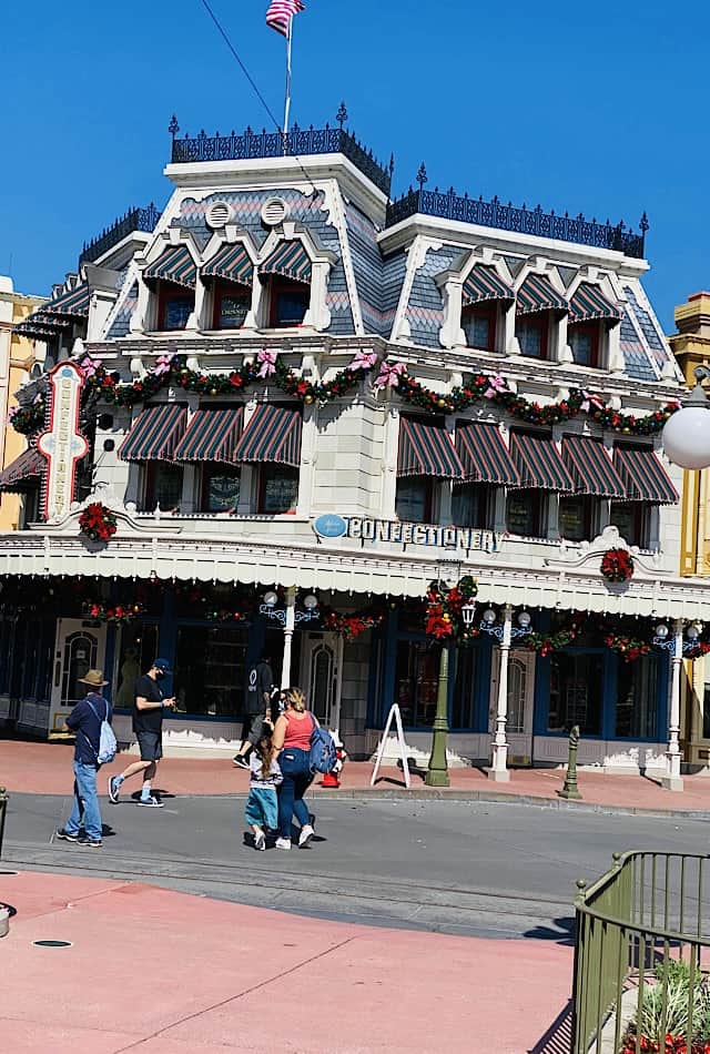 Disney Christmas Decorations Confectionary