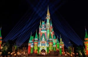 Video: Watch Walt Disney World transform into a magical Christmas wonderland!