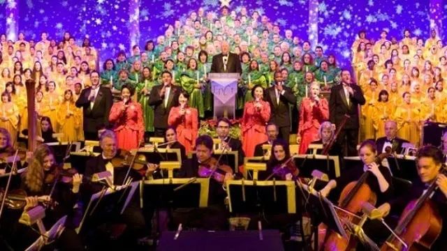 The History of the Candlelight Processional at the Disney Parks