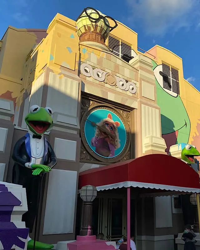 muppet store signage removed