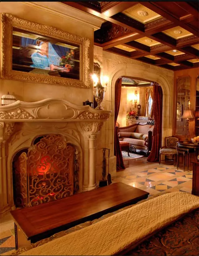 exclusive video cinderella castle suite