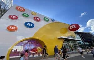 Why you should personalize candy at the new M and M store in Disney Springs
