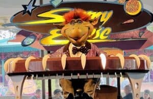 Cosmic Ray's at Magic Kingdom Offers a Galactic Good Time