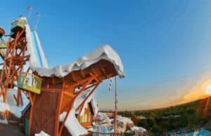 This Weekend at the Water Parks: One Opens, One Closes