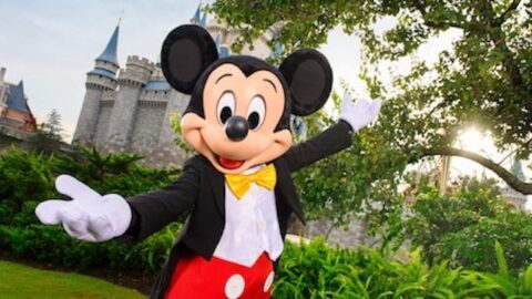 Yes you should definitely take a last minute trip to Disney World! Here’s why.