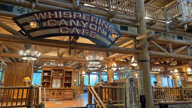 Whispering Canyon Cafe Review: Is It Still a Roaring Good Time?