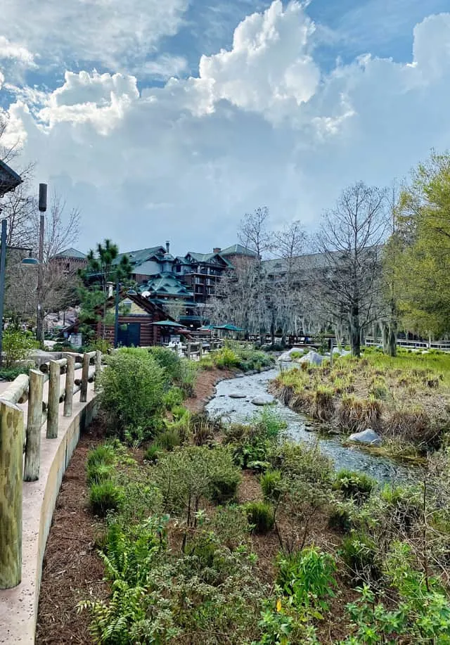 Wilderness-Lodge-Resort