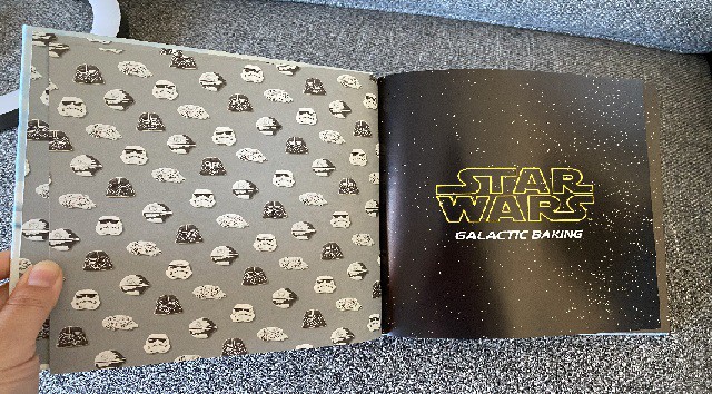 Star Wars: Galactic Baking Gift Set – Insight Editions