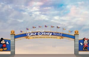 Social Distancing Continues to be Removed from Walt Disney World