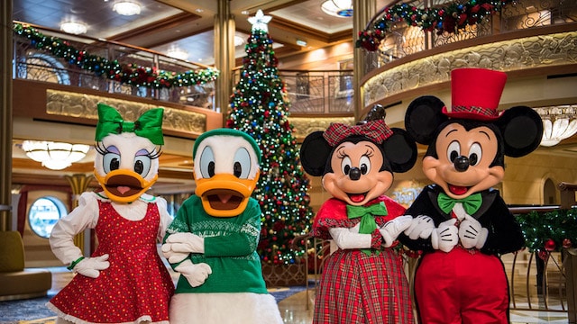 Check out the New Dates: Holiday Magic returns to the Disney Cruise Line