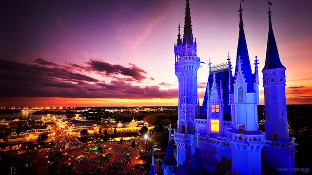 Disney World Physical Distancing is Mostly Back to Normal